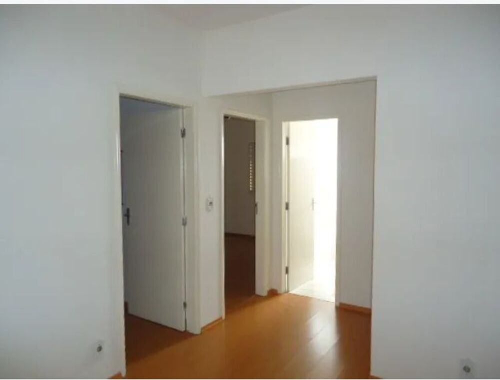 Casa para alugar com 4 quartos, 320m² - Foto 9