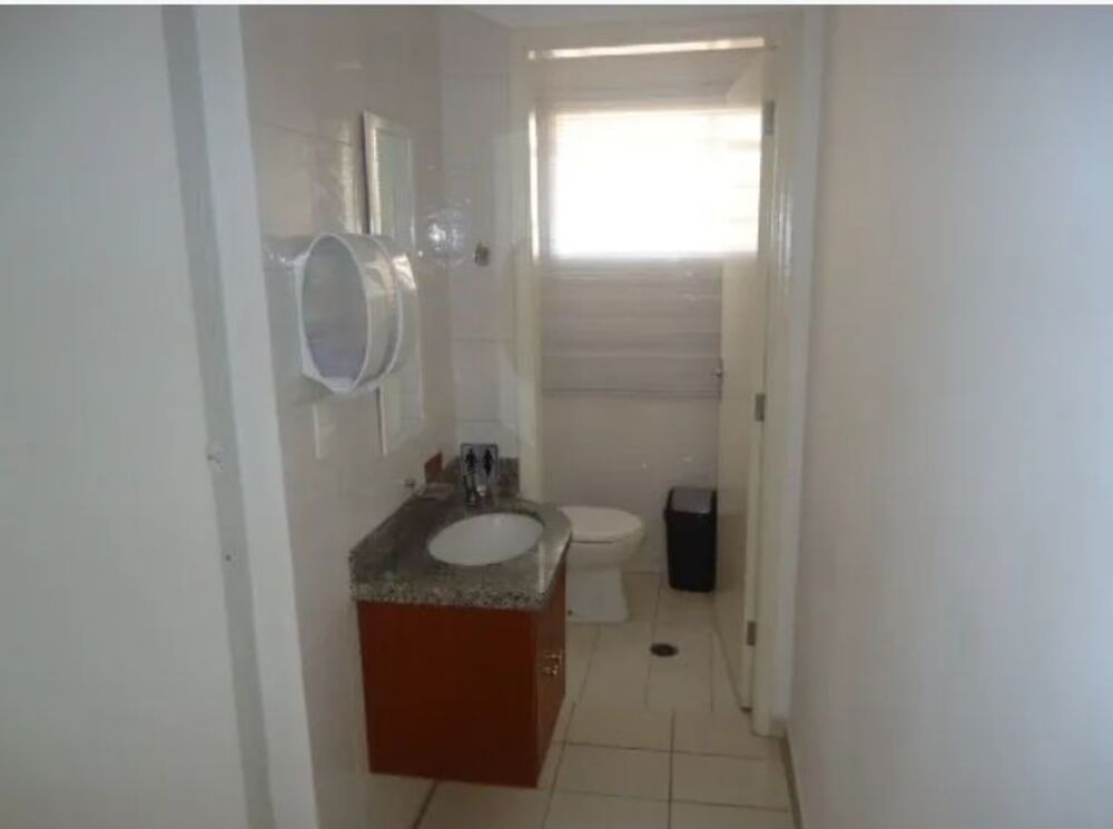 Casa para alugar com 4 quartos, 320m² - Foto 16