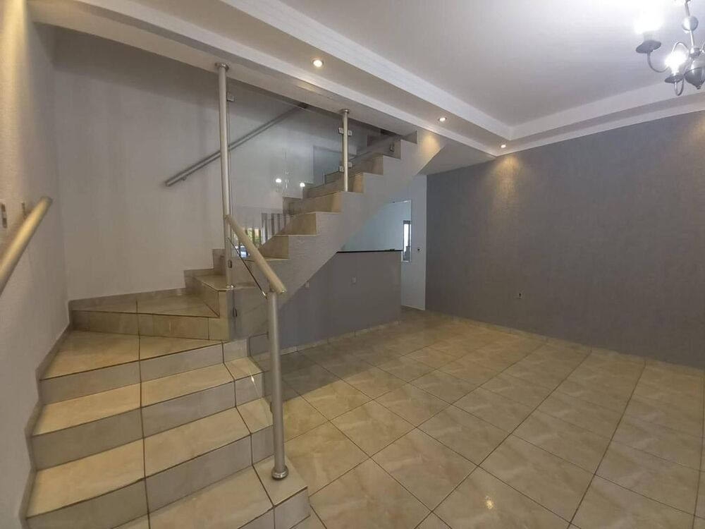 Casa, 3 quartos, 125 m² - Foto 1