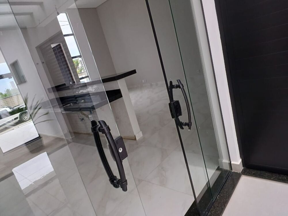 Casa à venda e aluguel com 3 quartos, 265m² - Foto 4