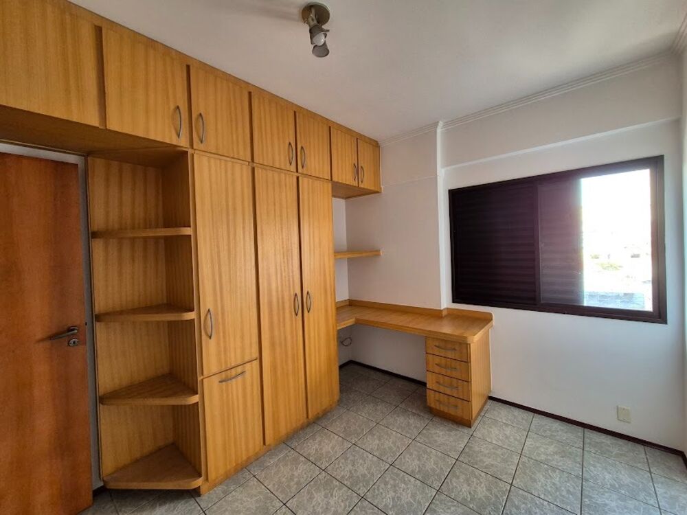 Apartamento à venda com 3 quartos, 109m² - Foto 7