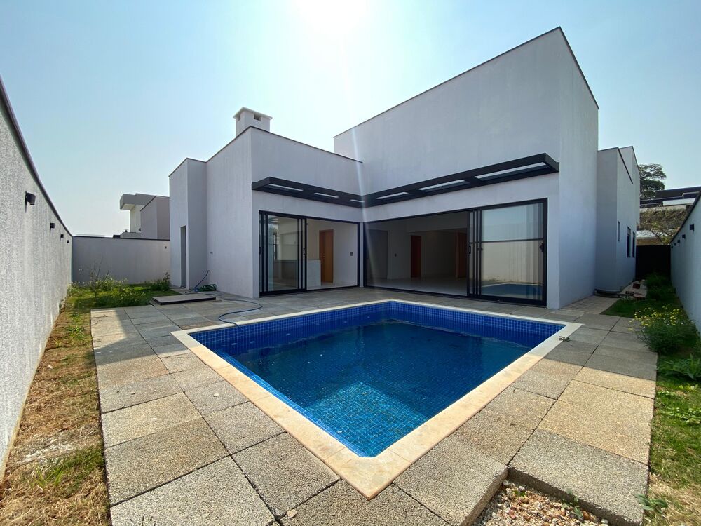 Casa, 3 quartos, 249 m² - Foto 2