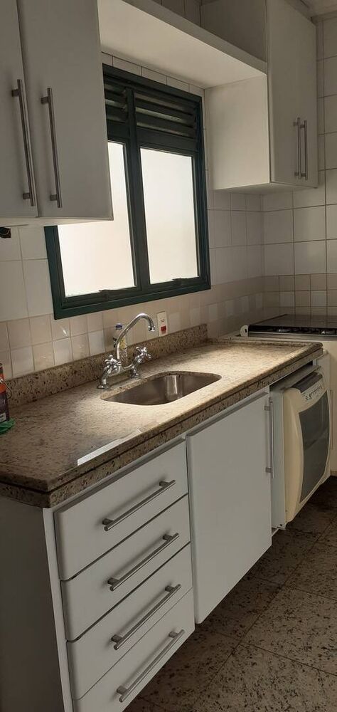 Apartamento para alugar com 2 quartos, 96m² - Foto 2