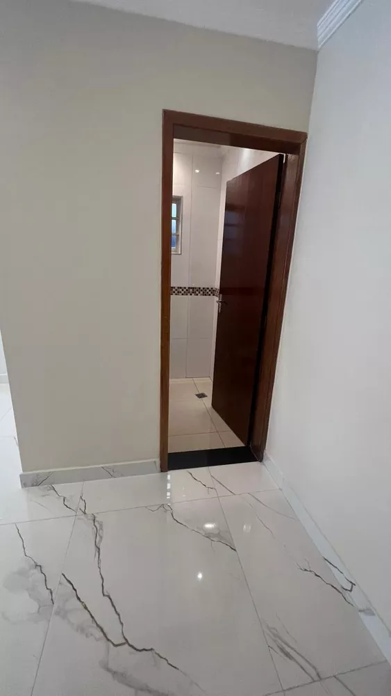 Casa à venda com 3 quartos, 170m² - Foto 4