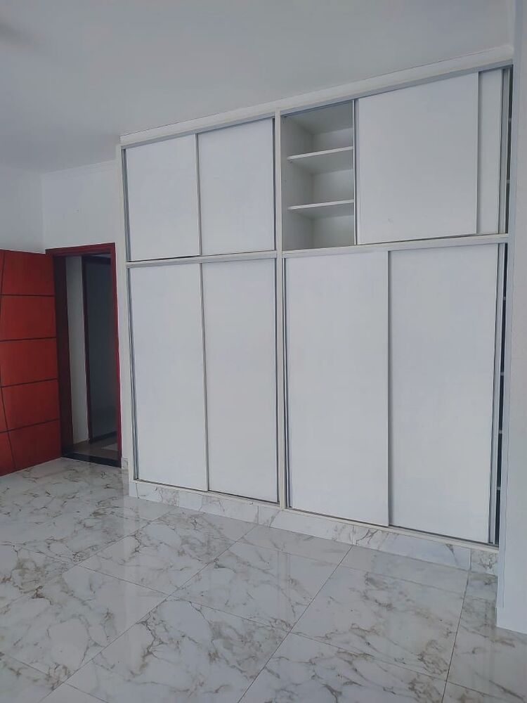 Casa, 3 quartos, 321 m² - Foto 1