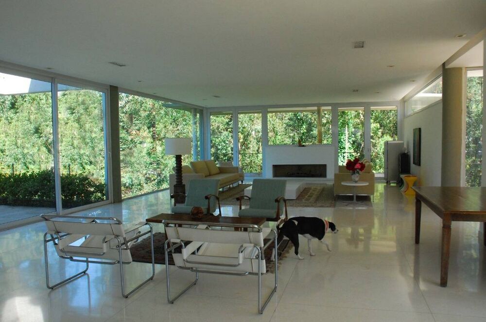 Casa para alugar com 4 quartos, 1500m² - Foto 1