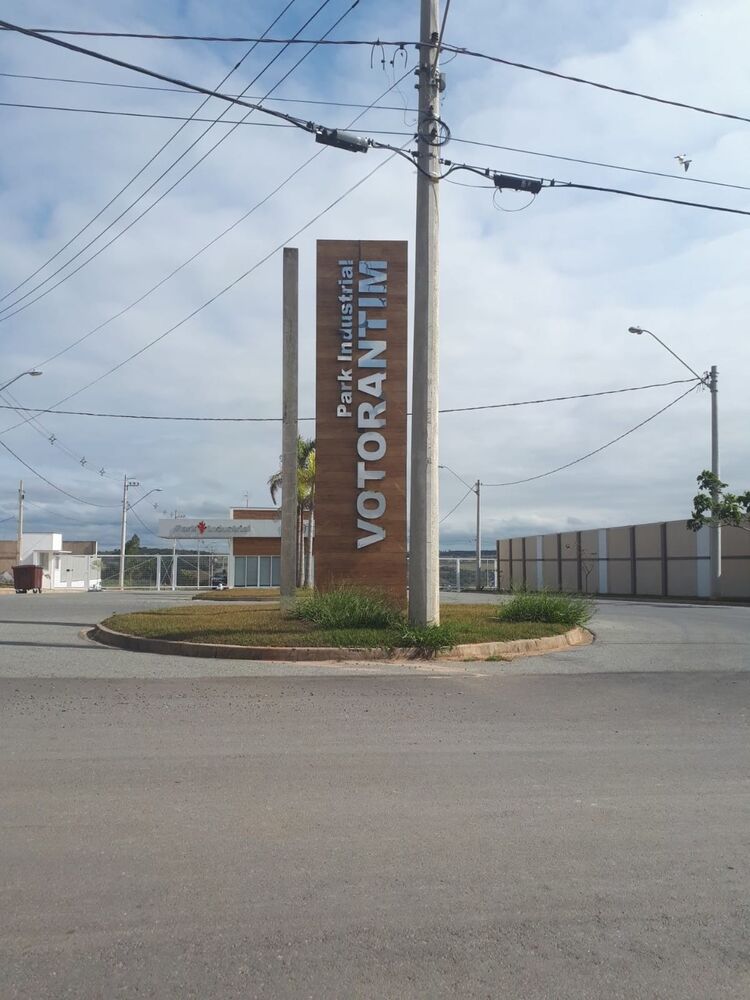 Loteamento e Condomínio, 1690 m² - Foto 2