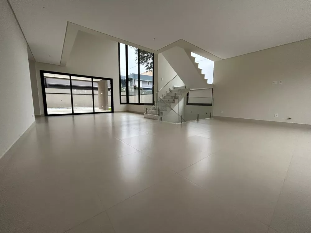 Casa à venda com 4 quartos, 522m² - Foto 3