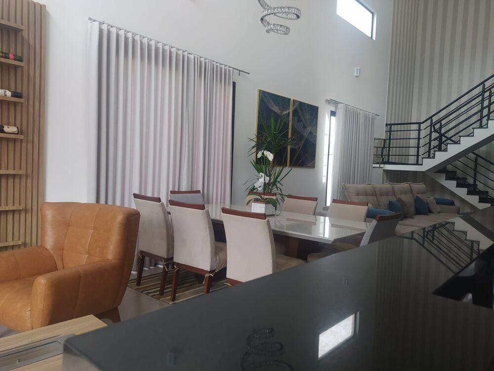Casa à venda com 3 quartos, 225m² - Foto 11
