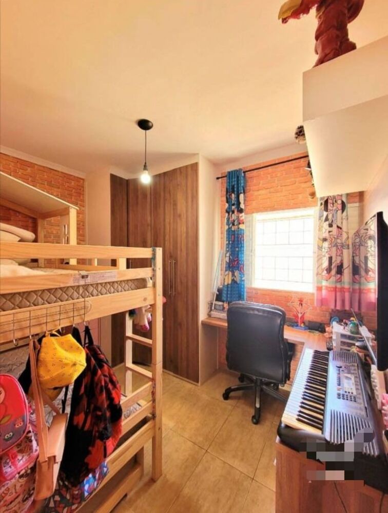 Casa à venda com 2 quartos, 220m² - Foto 4