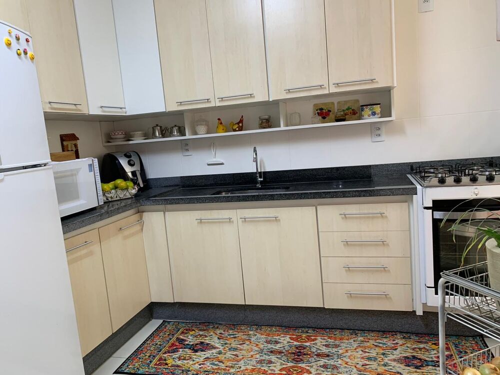 Apartamento à venda com 2 quartos, 70m² - Foto 4