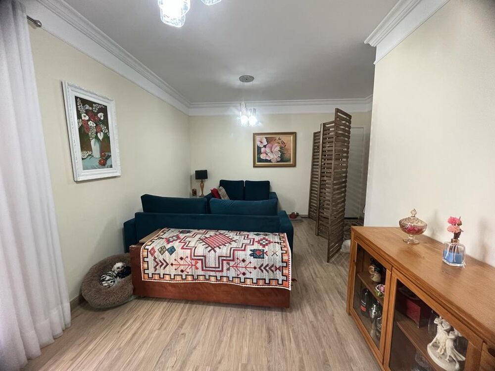 Apartamento à venda com 2 quartos, 70m² - Foto 1