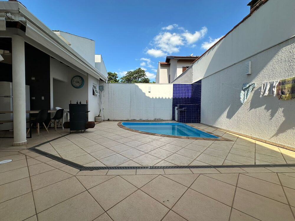 Casa, 3 quartos, 300 m² - Foto 2