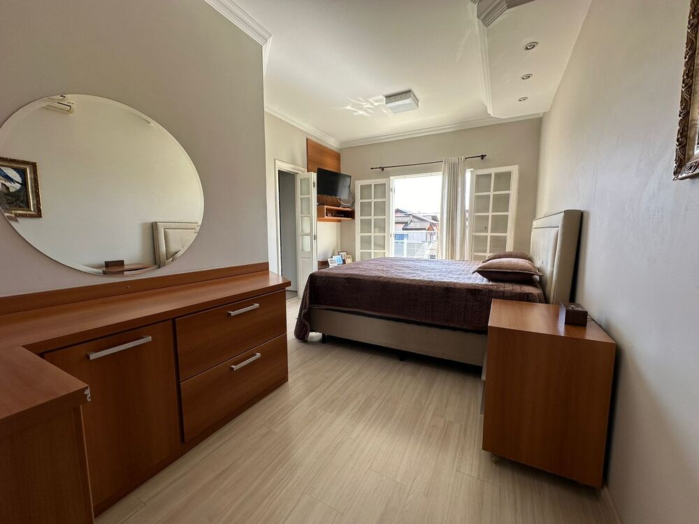 Casa, 3 quartos, 300 m² - Foto 28
