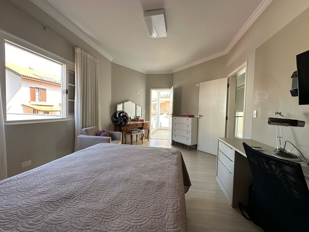 Casa, 3 quartos, 300 m² - Foto 7