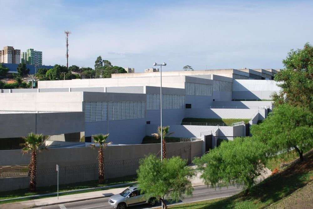 Depósito-Galpão-Armazém para alugar, 1000m² - Foto 6