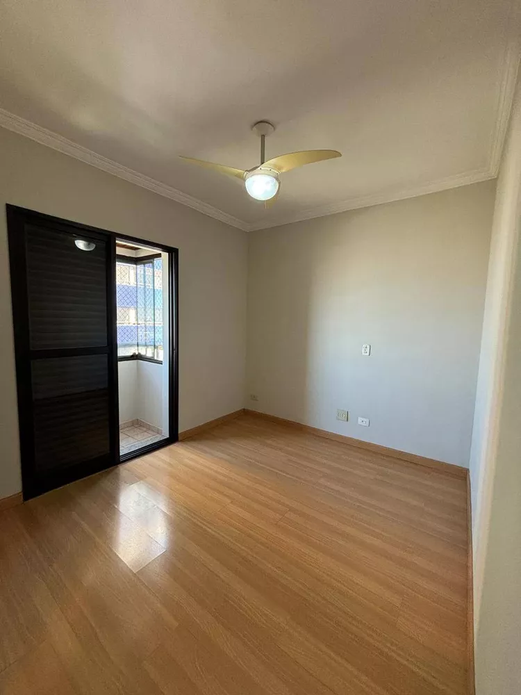 Apartamento, 3 quartos, 157 m² - Foto 2