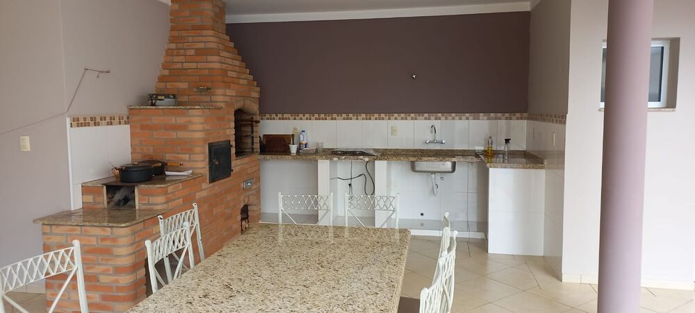 Casa, 3 quartos, 280 m² - Foto 1