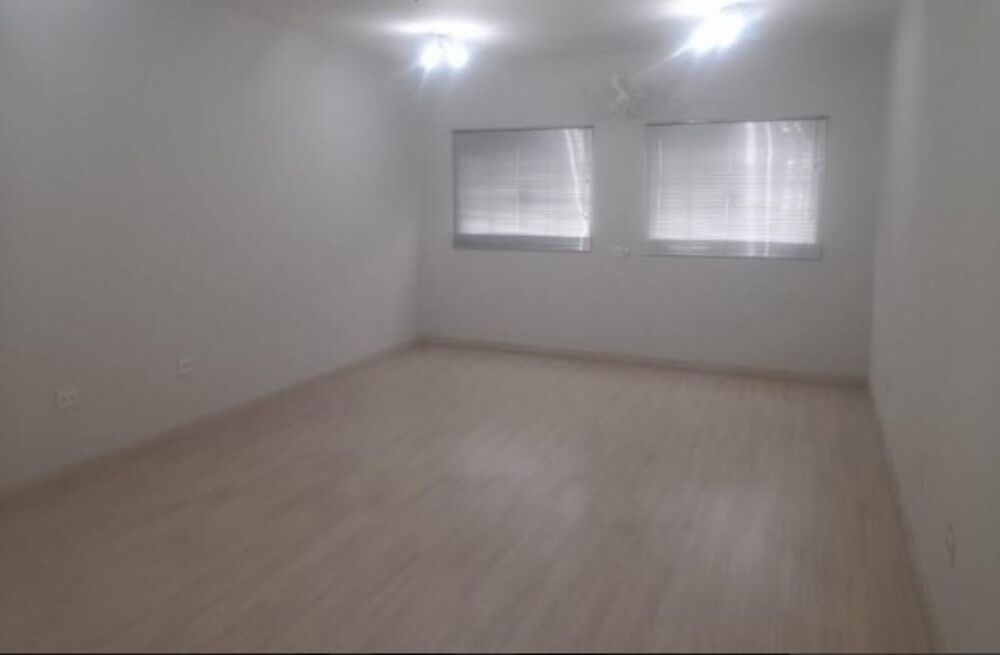 Loja-Salão, 240 m² - Foto 1