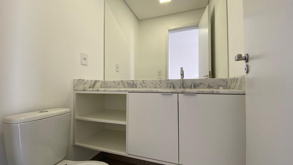 Apartamento para alugar com 3 quartos, 125m² - Foto 20
