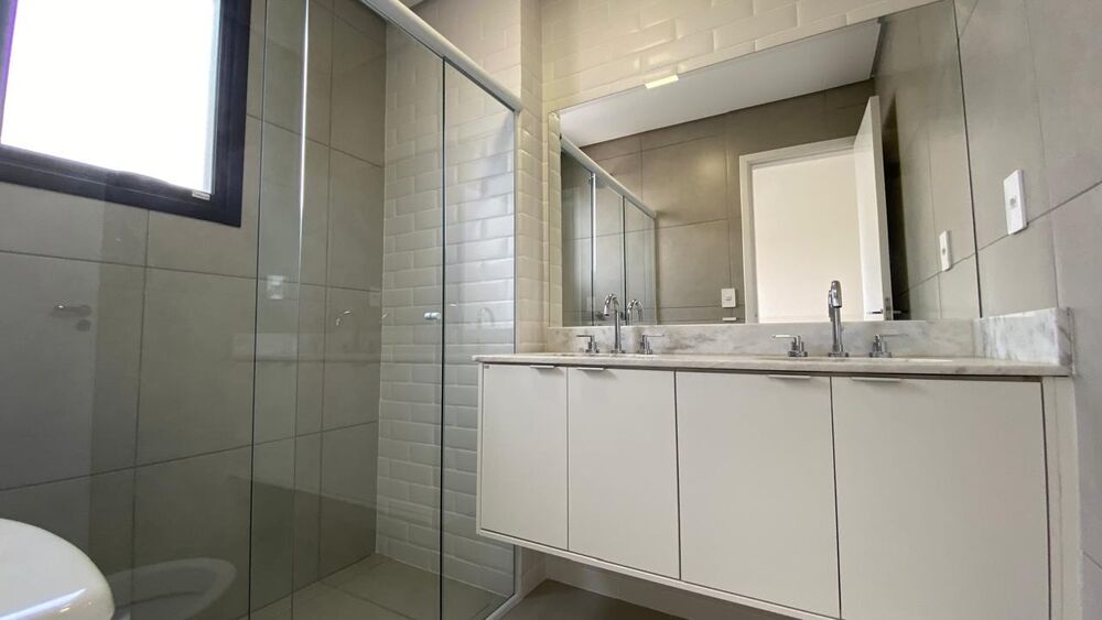 Apartamento para alugar com 3 quartos, 125m² - Foto 27