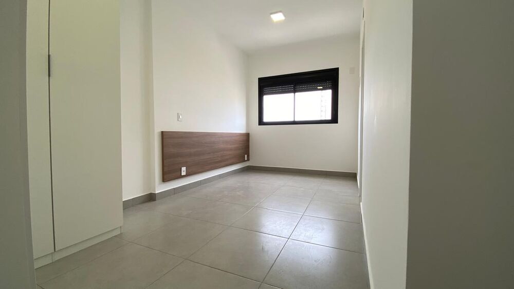 Apartamento para alugar com 3 quartos, 125m² - Foto 22