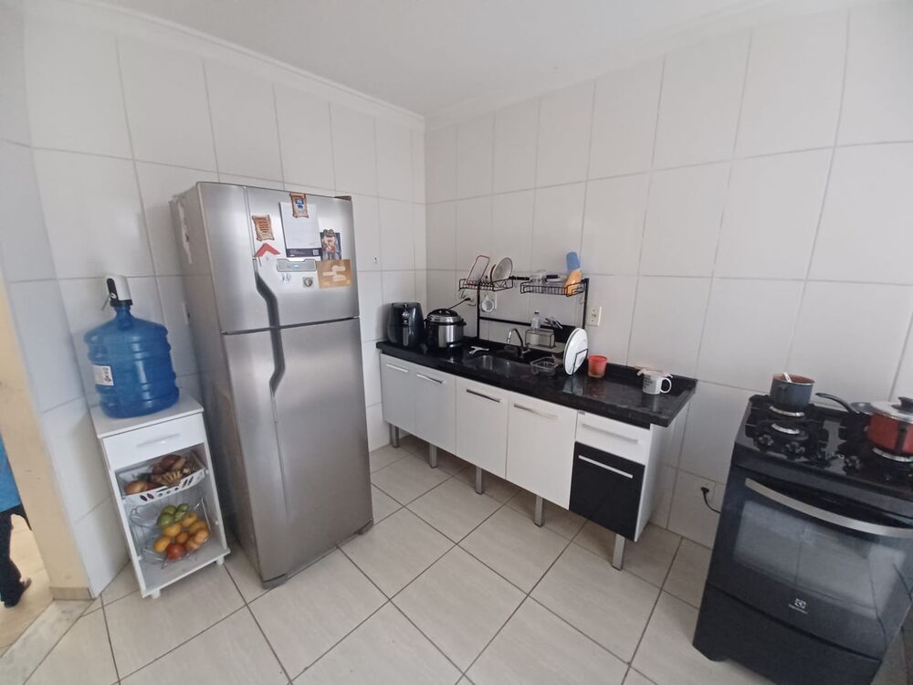 Casa à venda com 3 quartos - Foto 1