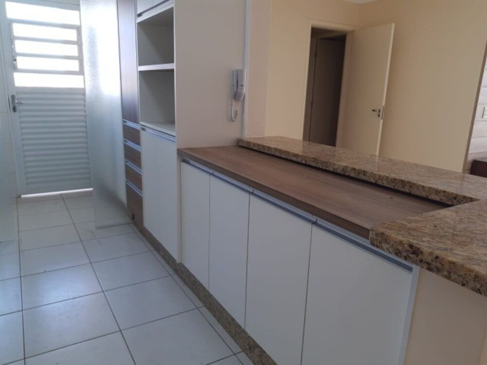 Apartamento à venda com 3 quartos, 91m² - Foto 3