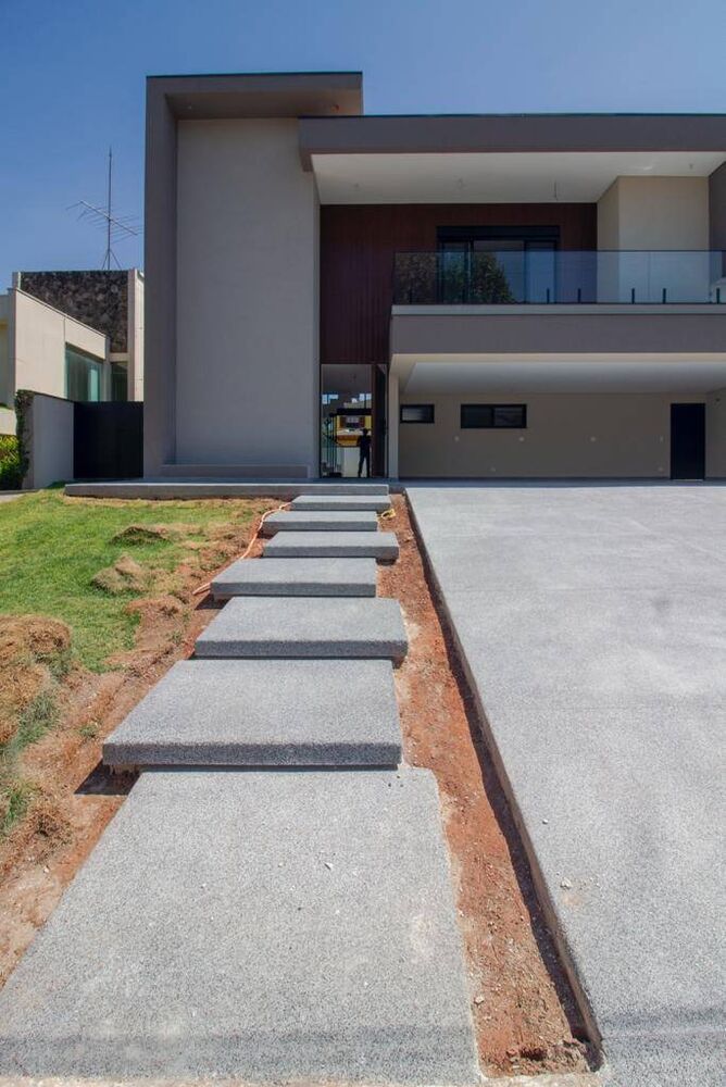 Casa à venda com 4 quartos, 560m² - Foto 1