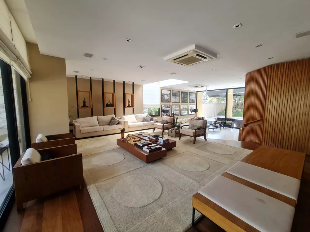 Casa à venda com 4 quartos, 739m² - Foto 2