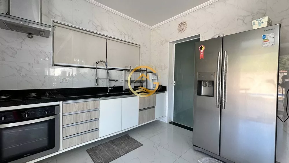 Casa, 6 quartos, 270 m² - Foto 2