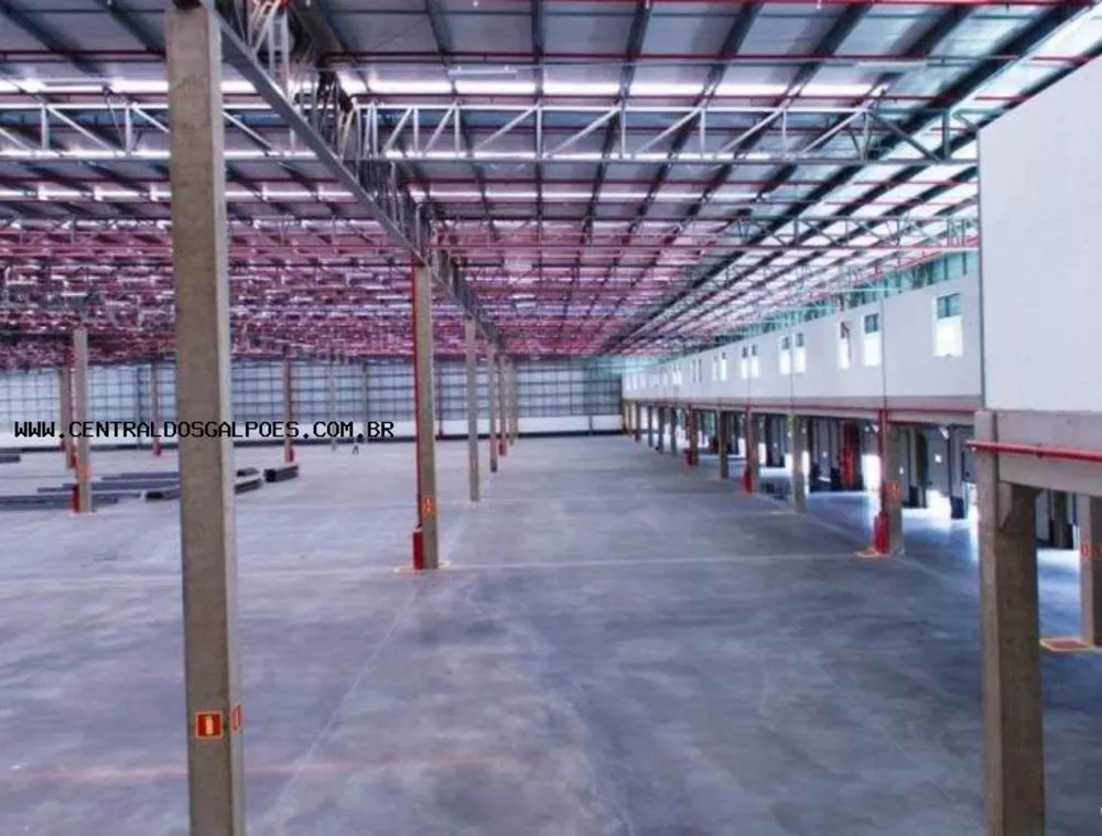 Depósito-Galpão-Armazém para alugar, 60000m² - Foto 1