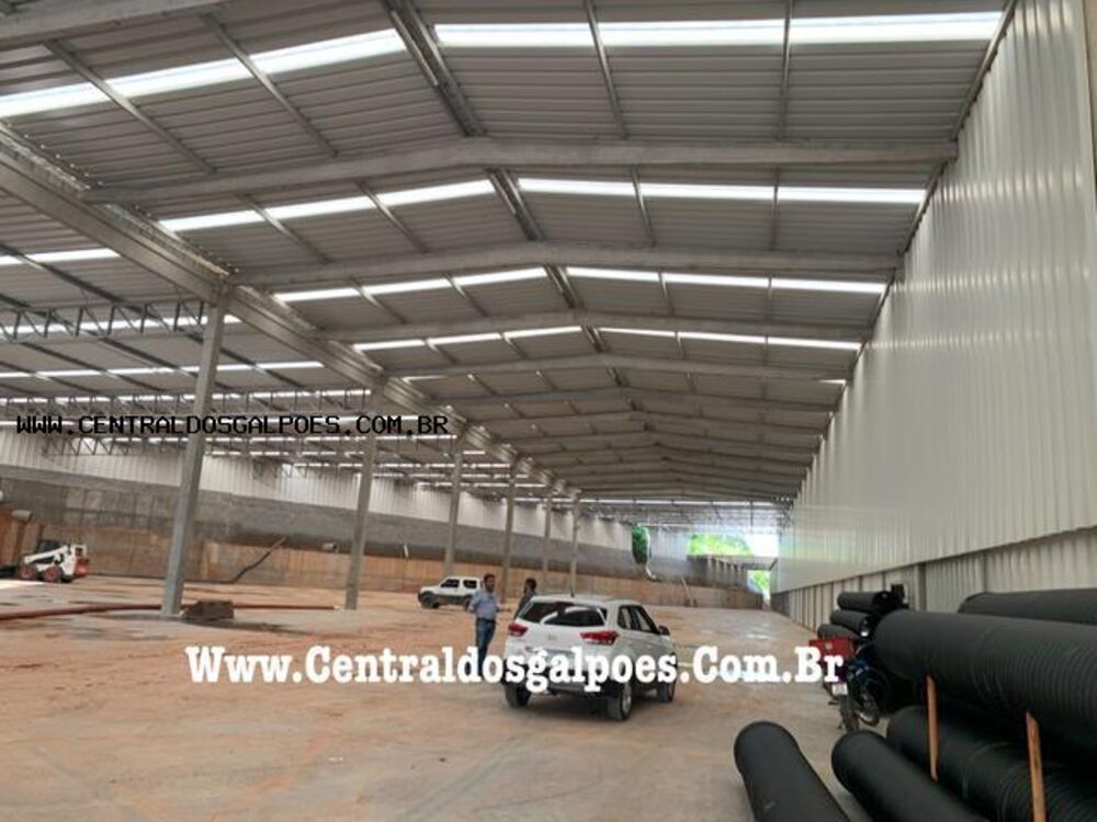 Depósito-Galpão, 18000 m² - Foto 1