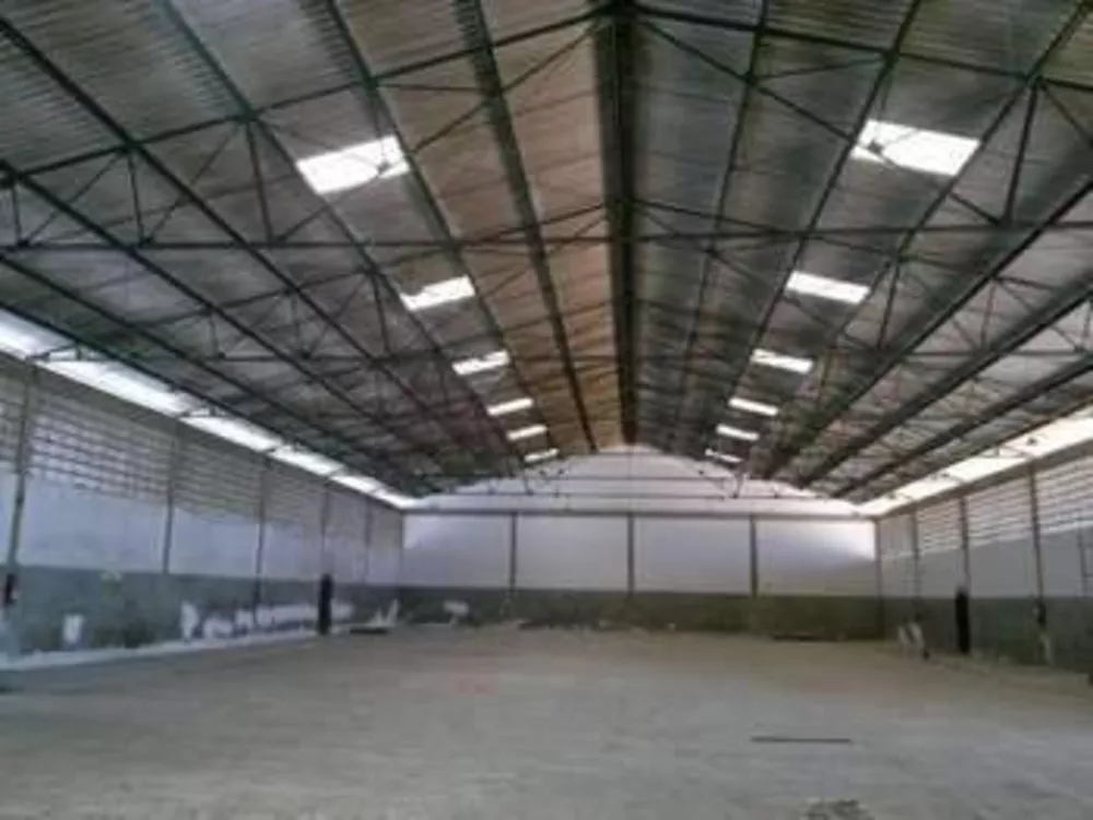 Depósito-Galpão-Armazém para alugar, 1580m² - Foto 1