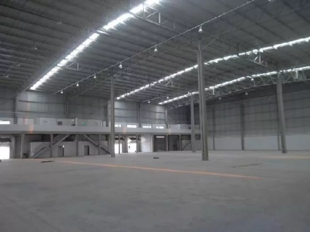 Depósito-Galpão-Armazém para alugar, 30000m² - Foto 2