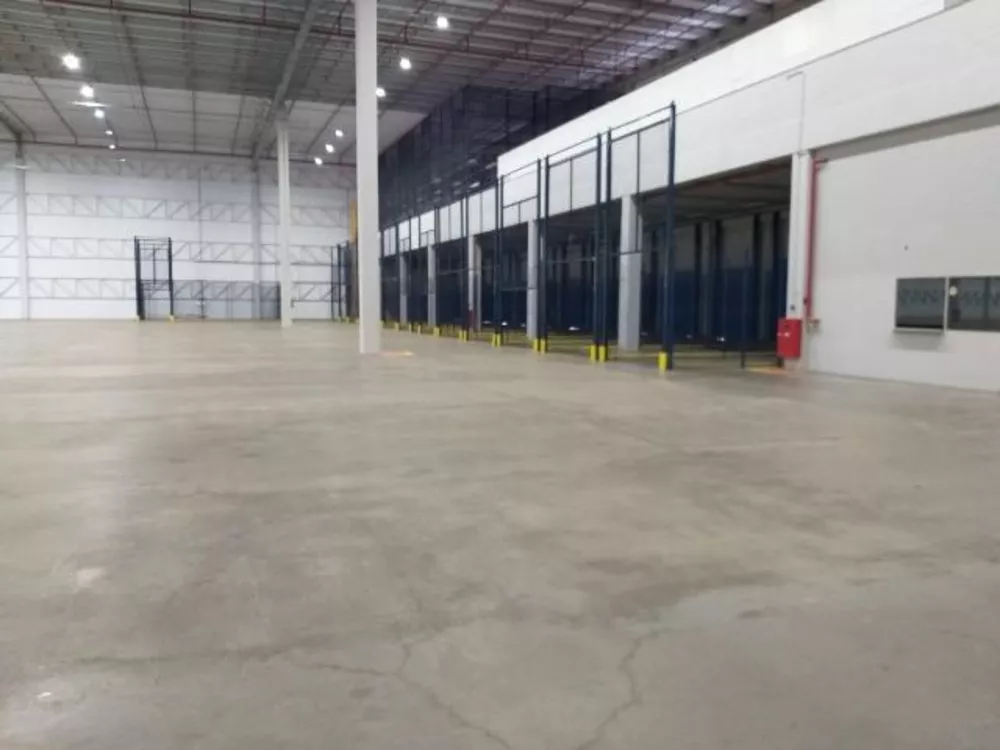 Depósito-Galpão-Armazém para alugar, 4000m² - Foto 1