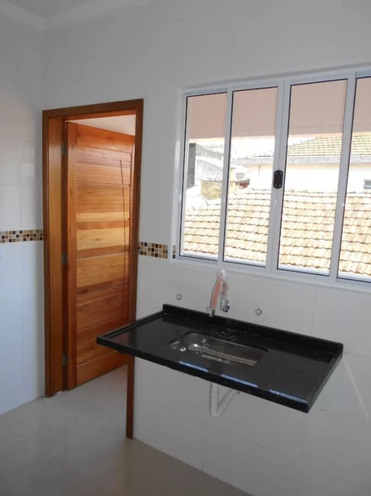 Casa à venda com 2 quartos, 57m² - Foto 2