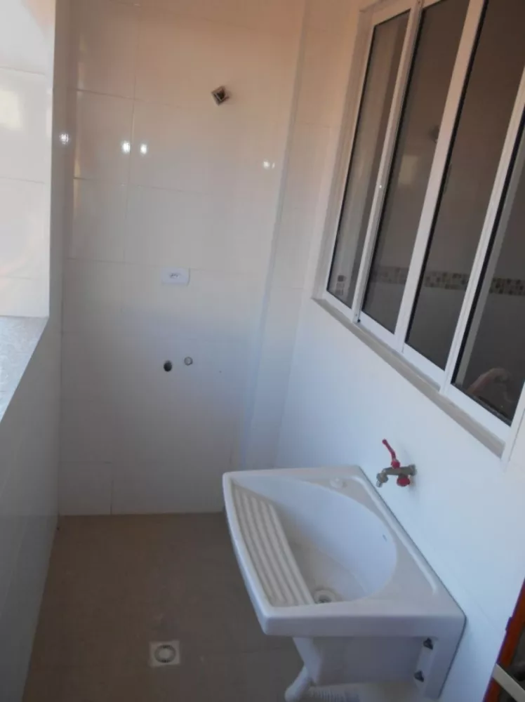 Casa à venda com 2 quartos, 57m² - Foto 3