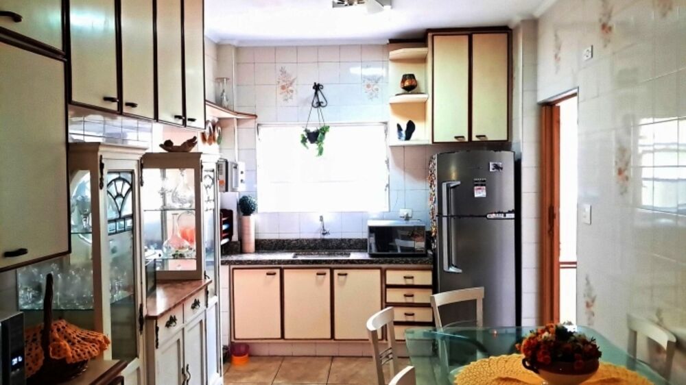 Apartamento à venda com 3 quartos, 164m² - Foto 3