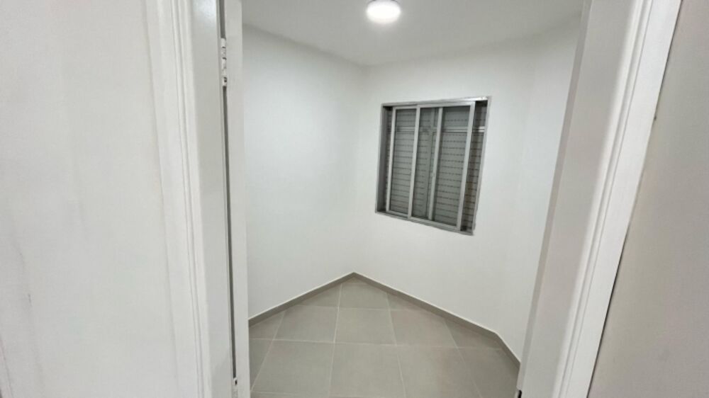 Apartamento à venda com 3 quartos, 110m² - Foto 1