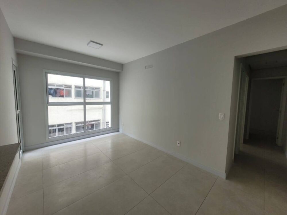Apartamento à venda com 2 quartos, 82m² - Foto 1