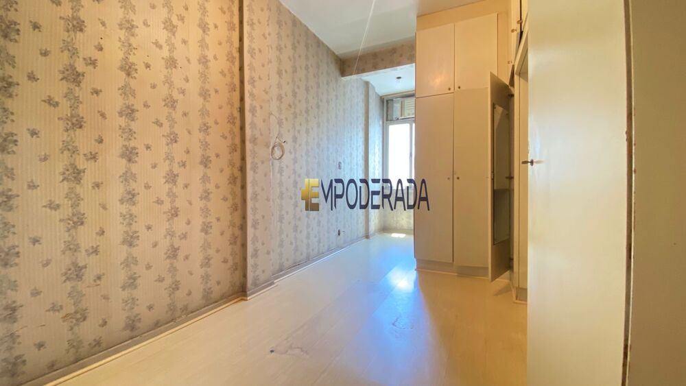 Apartamento à venda com 2 quartos, 70m² - Foto 9