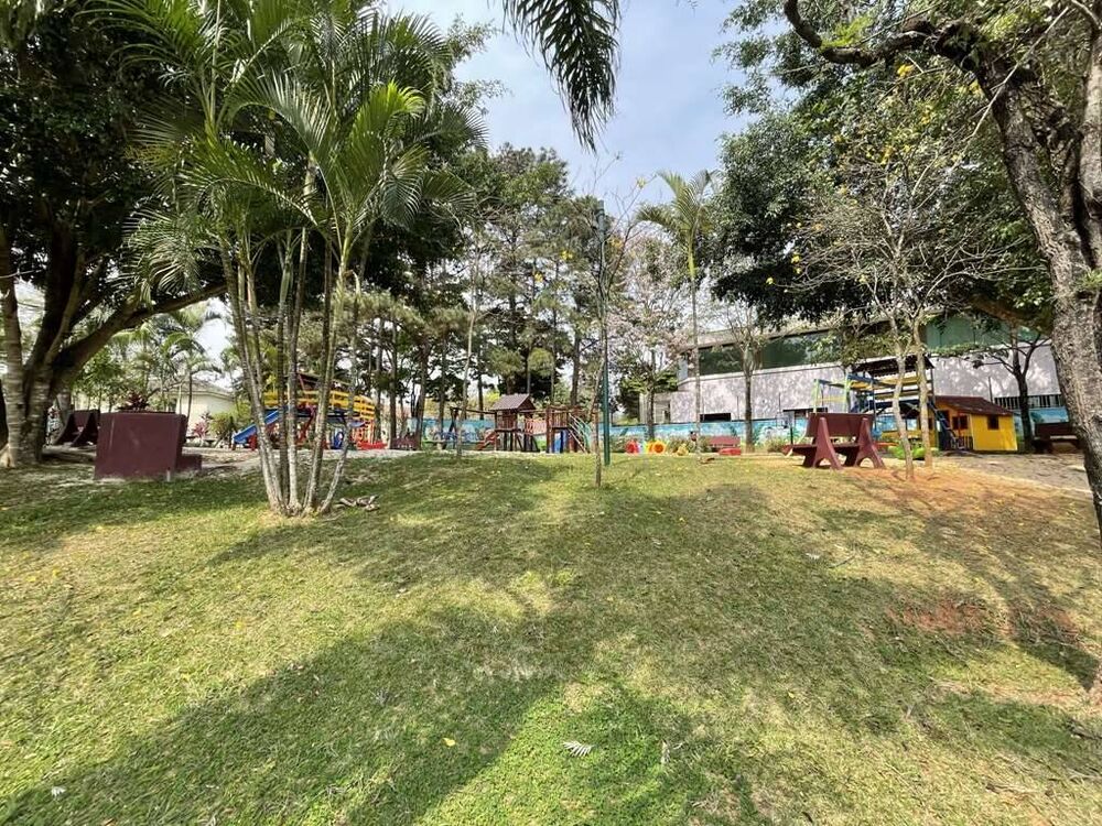 Casa à venda com 3 quartos, 383m² - Foto 3