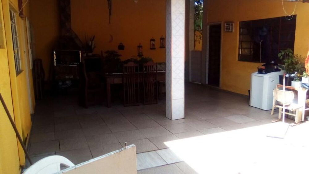 Casa, 3 quartos, 240 m² - Foto 2