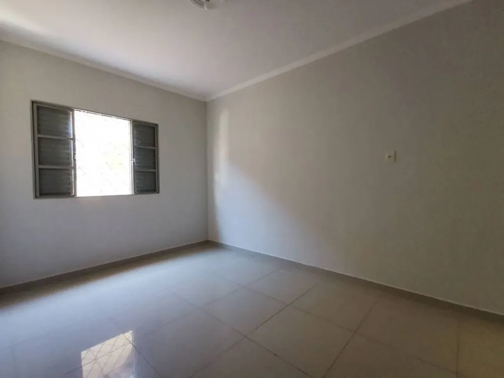 Casa, 4 quartos, 250 m² - Foto 2