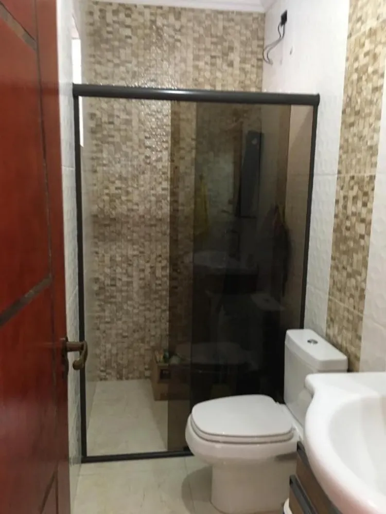 Casa, 3 quartos, 200 m² - Foto 1