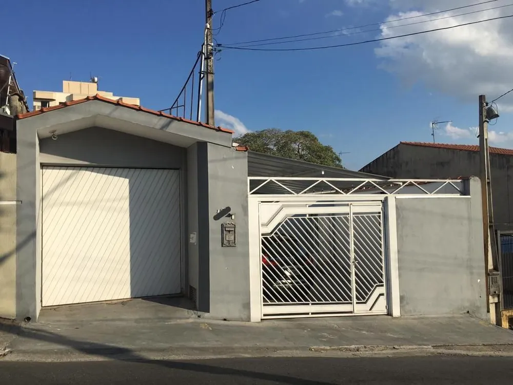 Casa, 3 quartos, 230 m² - Foto 1