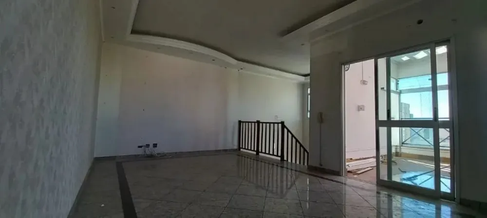 Cobertura, 3 quartos, 210 m² - Foto 1