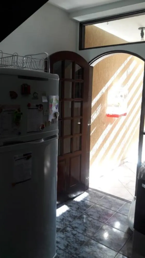 Sobrado, 4 quartos, 200 m² - Foto 2