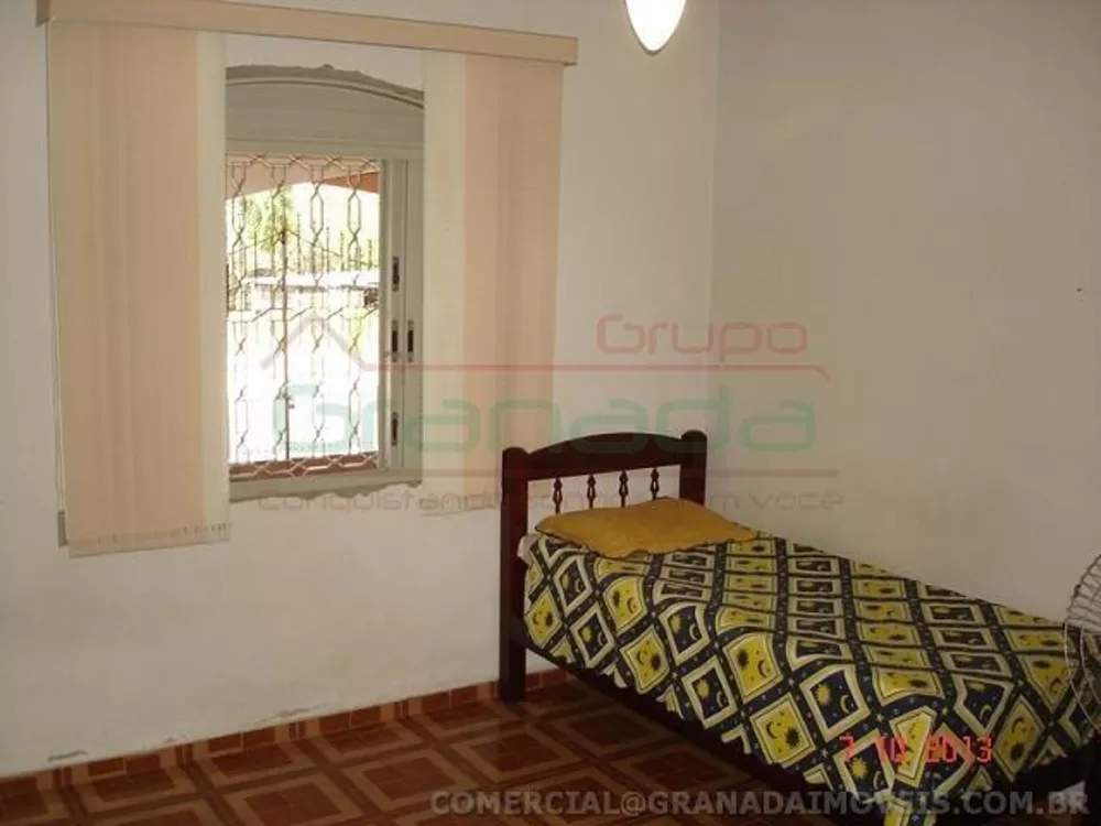 Casa à venda com 4 quartos, 150m² - Foto 2